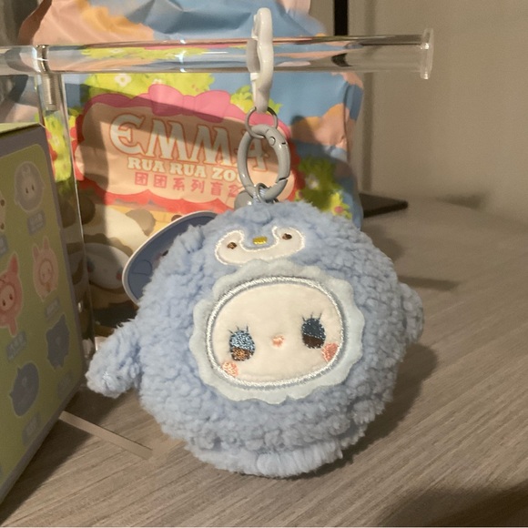 Lucky Emma Rua Rua Zoo Plushy Keychain - Confirmed - Picture 2 of 4